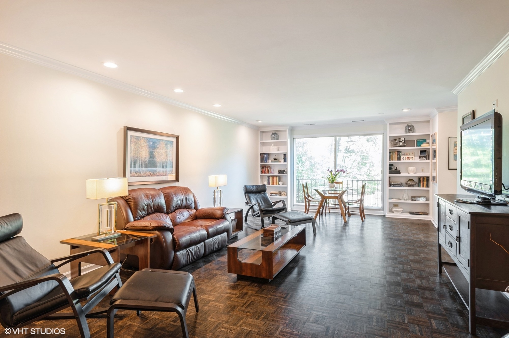 90 E Franklin Place Unit: 106