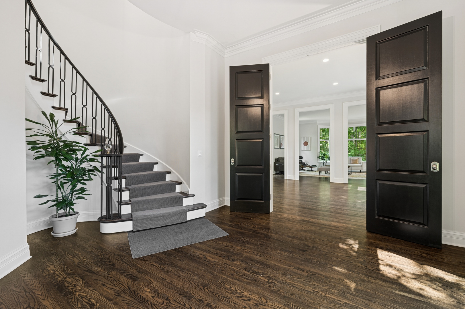 101 N Mayflower Road