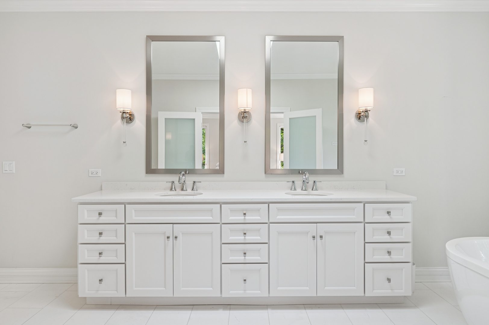 101 N Mayflower Road