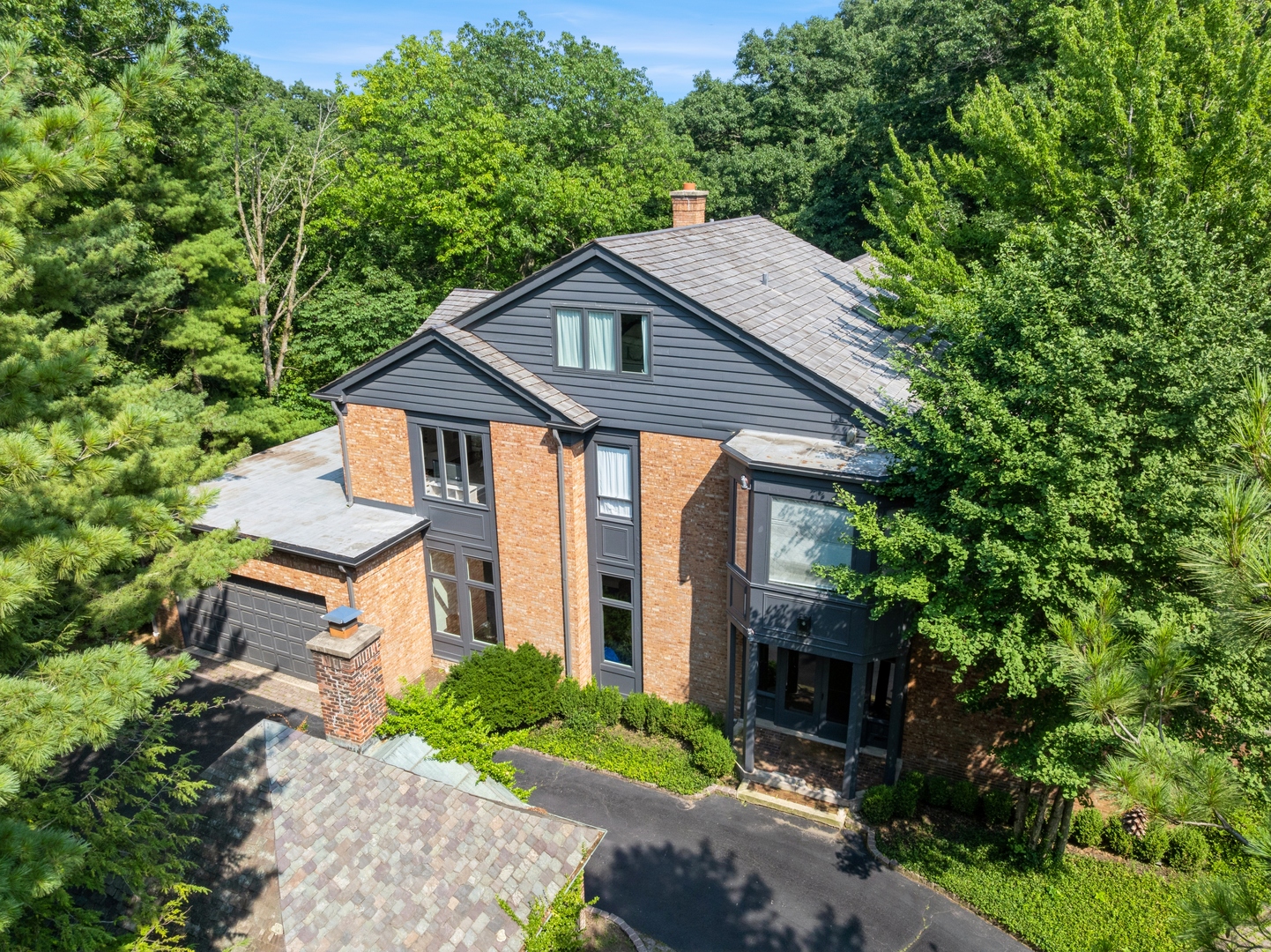 101 N Mayflower Road