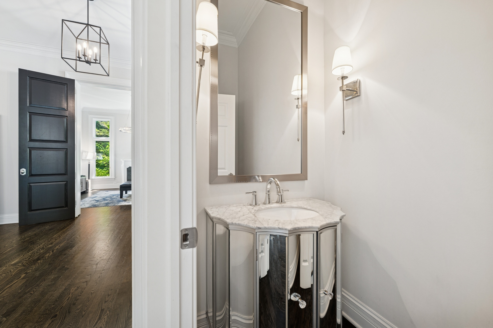 101 N Mayflower Road