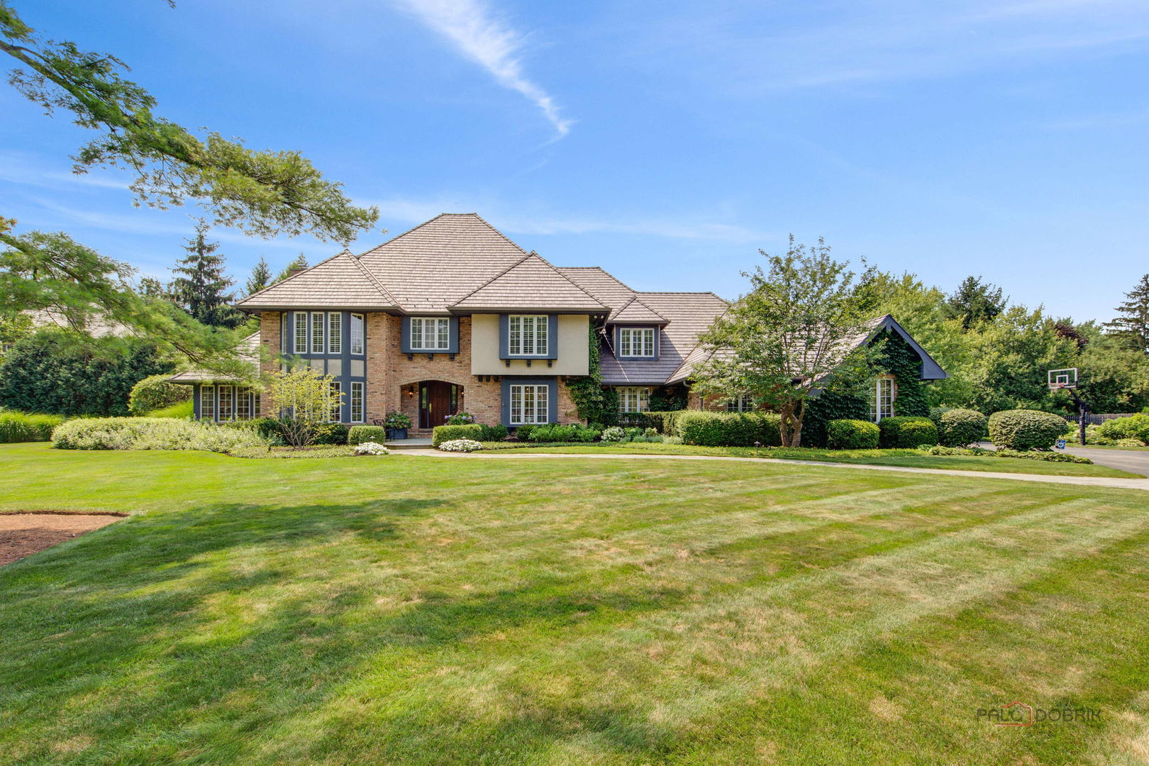1090 Evergreen Drive