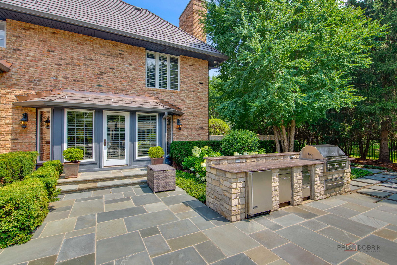 1090 Evergreen Drive