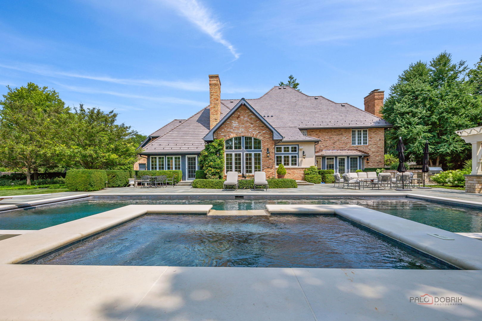 1090 Evergreen Drive