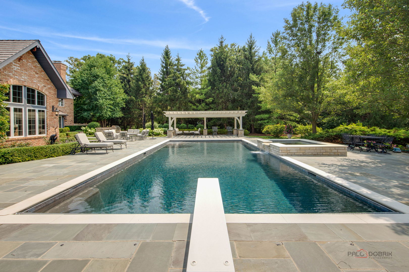1090 Evergreen Drive