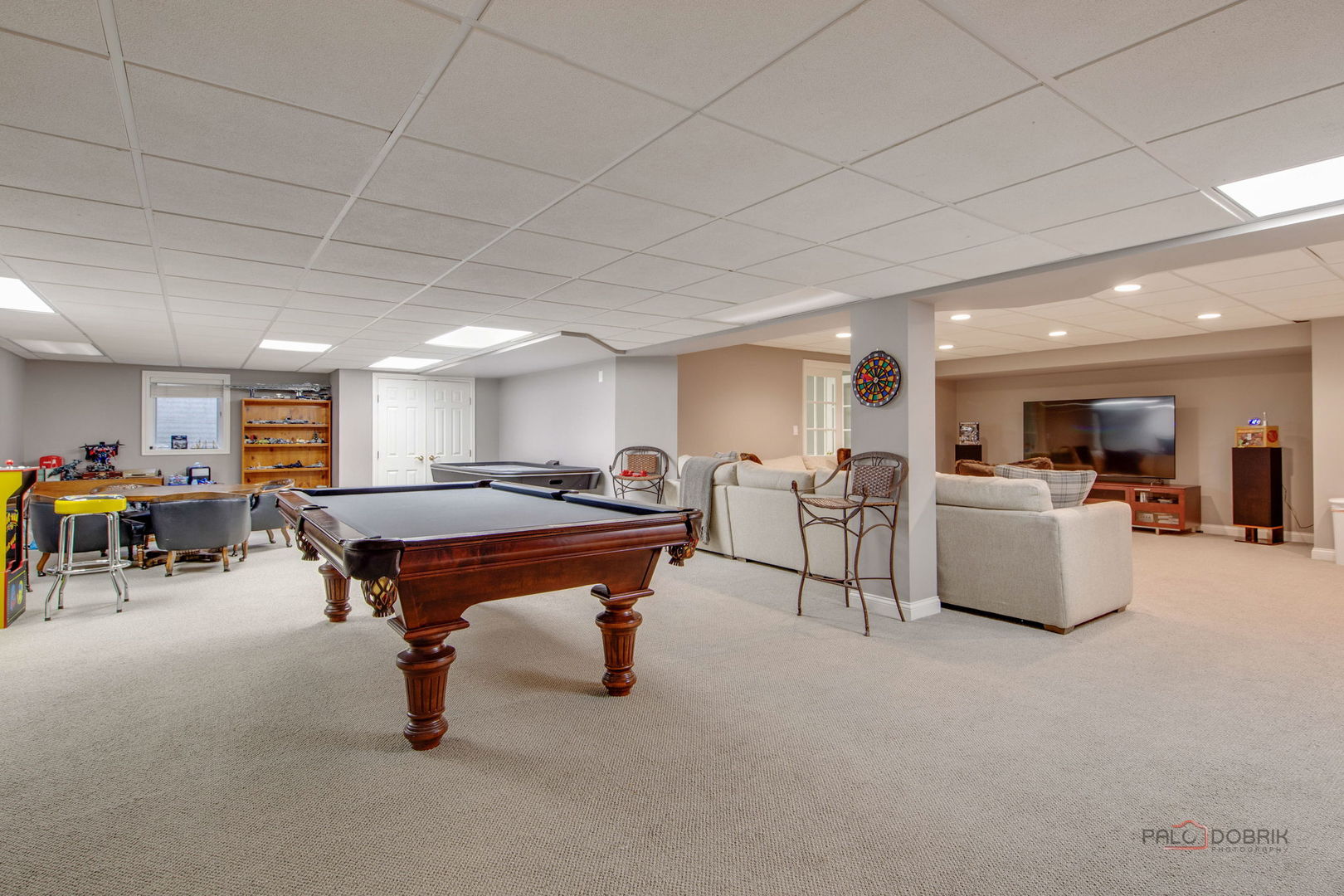 1090 Evergreen Drive