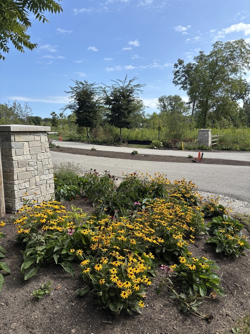 740 Tamarack Trail
