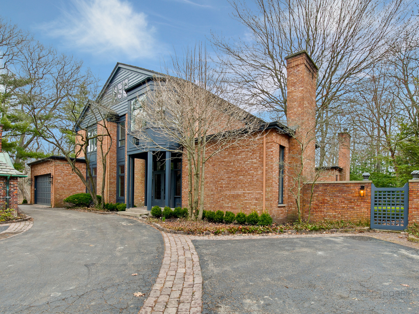 101 N Mayflower Road