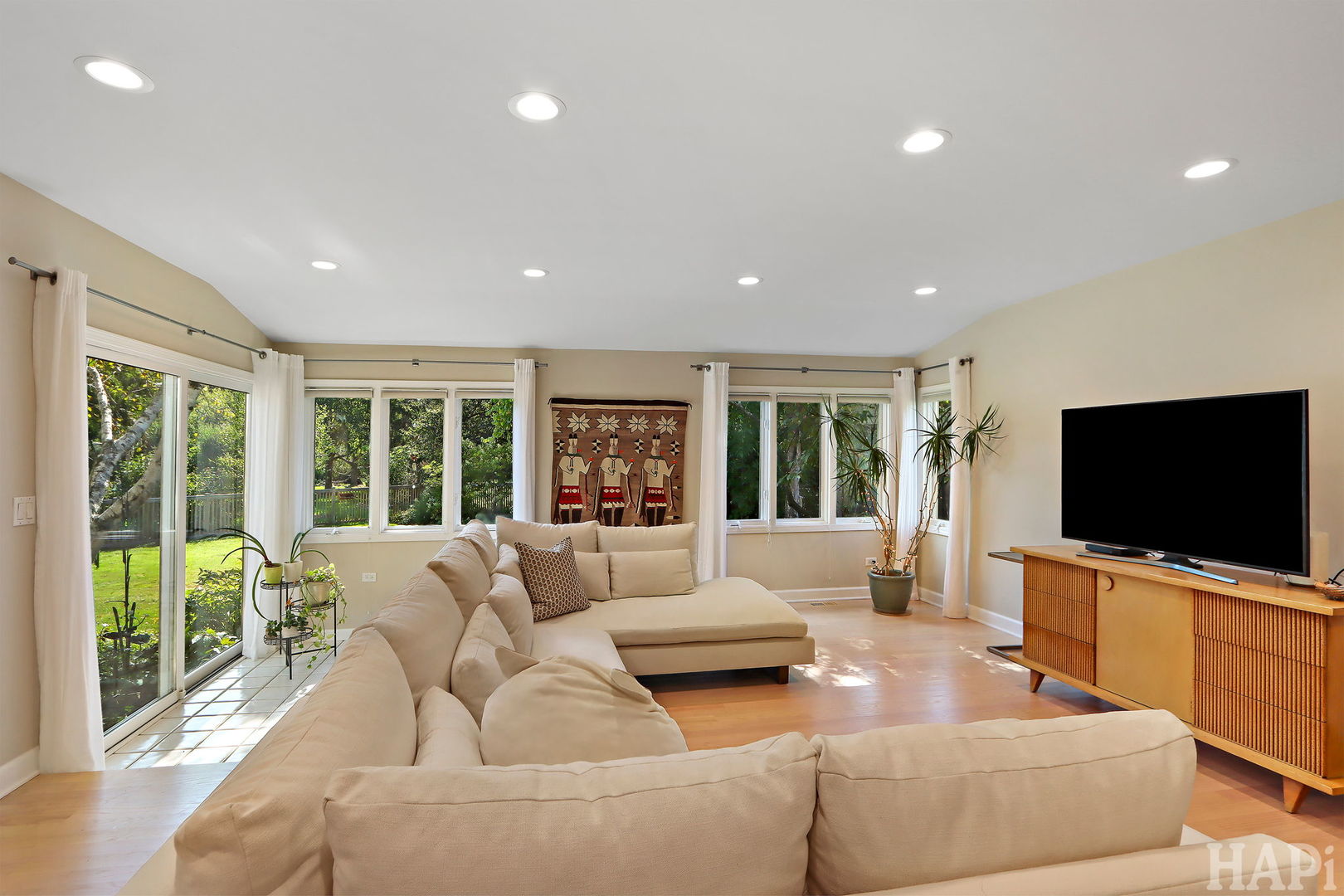 113 Surrey Lane