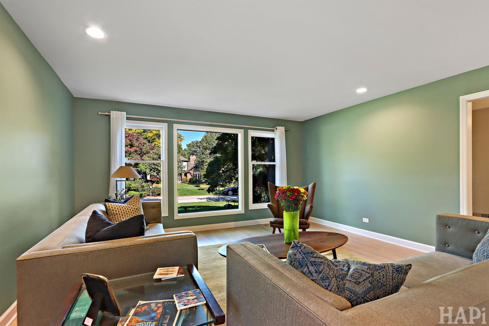 113 Surrey Lane