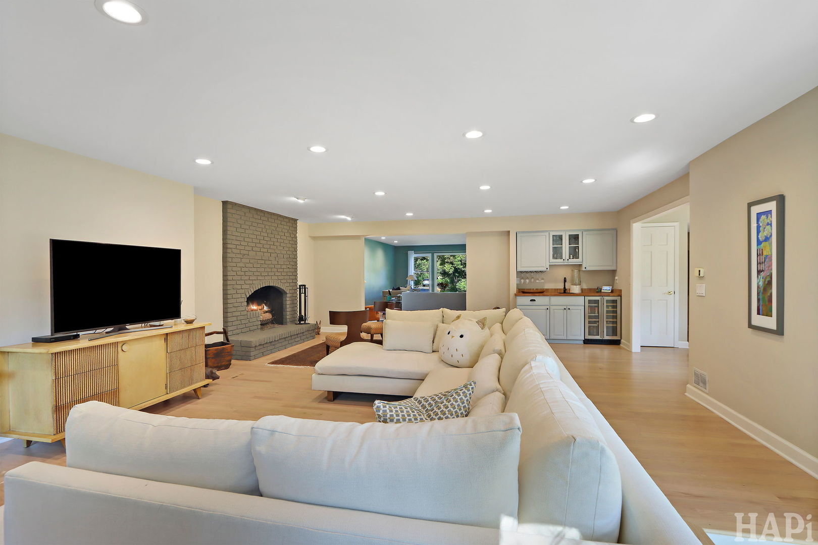 113 Surrey Lane