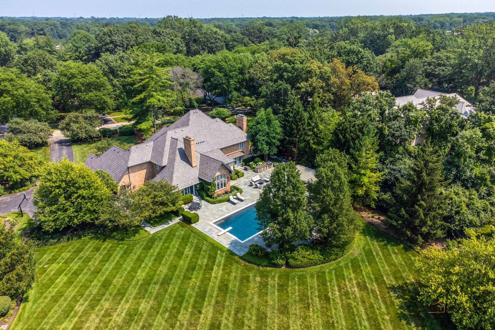 1090 Evergreen Drive