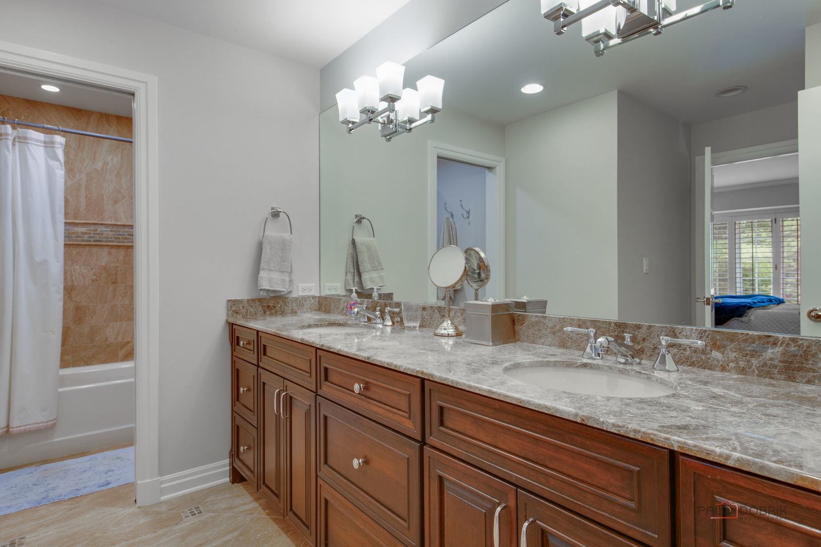 1090 Evergreen Drive