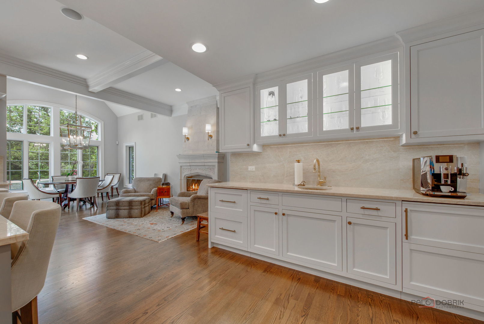 1090 Evergreen Drive