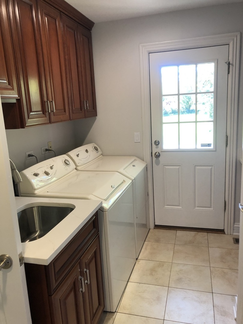 1021 W Old Mill Road