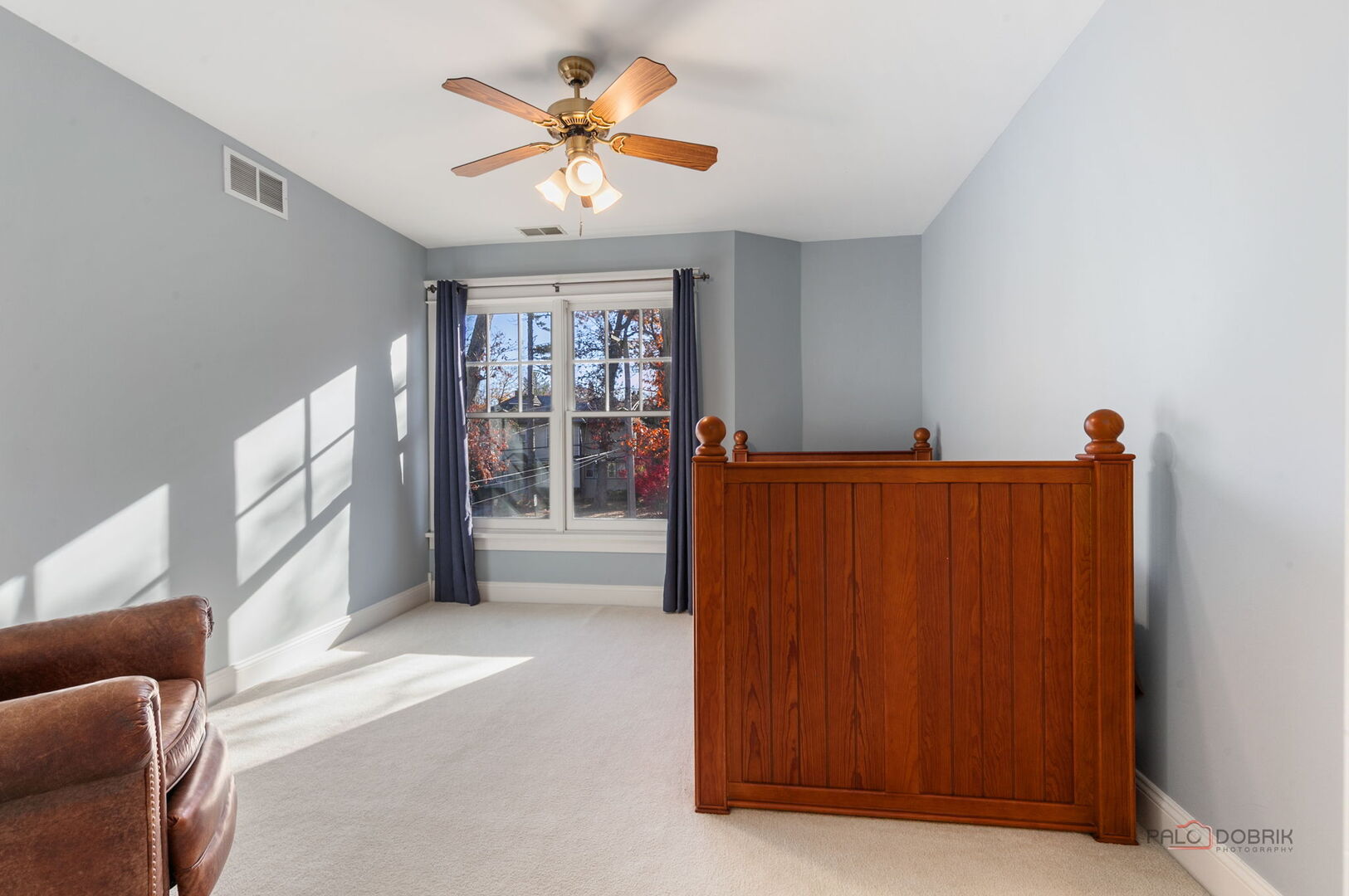 216 E Sheridan Place