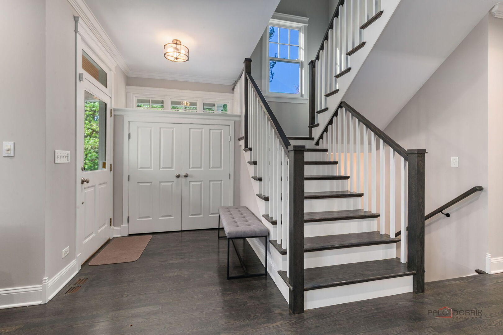 216 E Sheridan Place