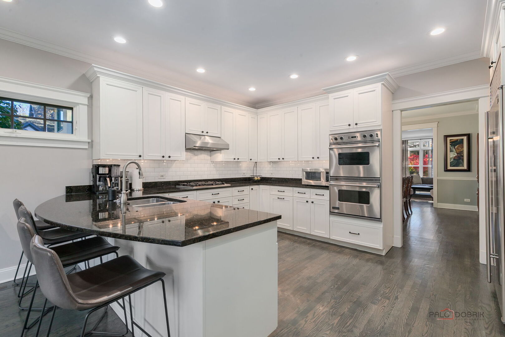 216 E Sheridan Place