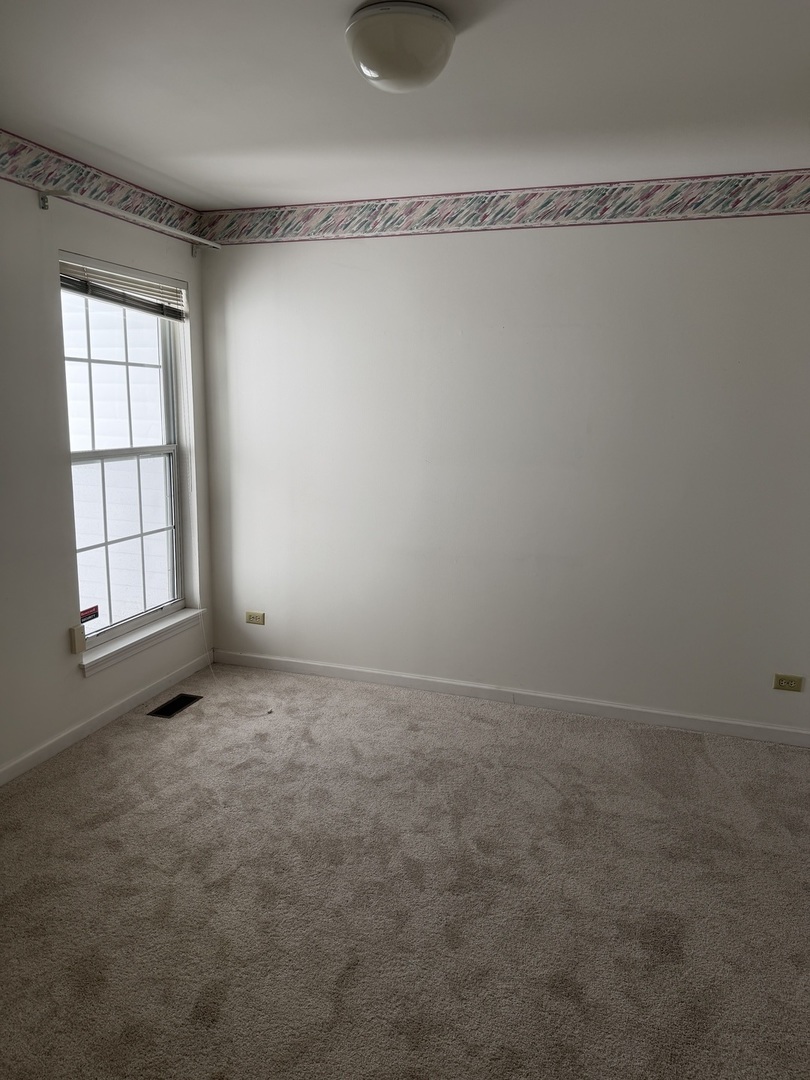 114 Woodbury Lane Unit: 114