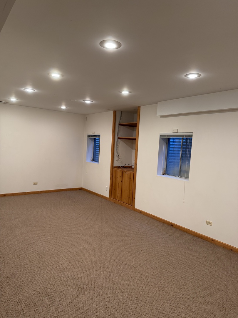 114 Woodbury Lane Unit: 114