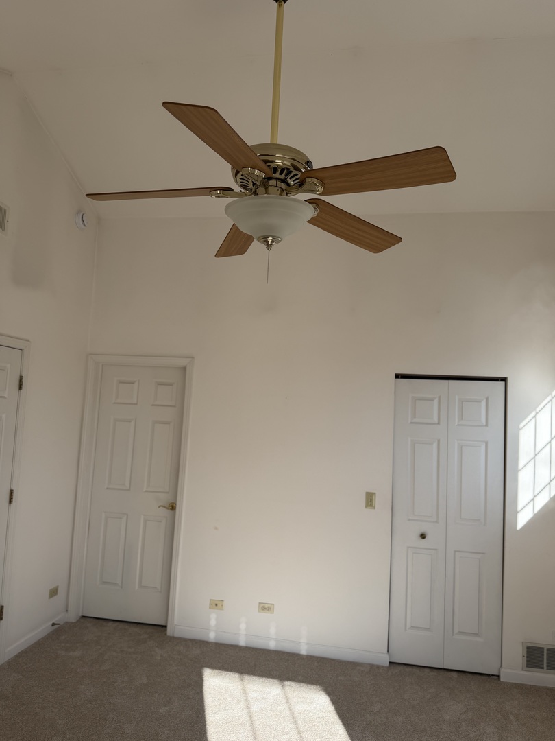 114 Woodbury Lane Unit: 114