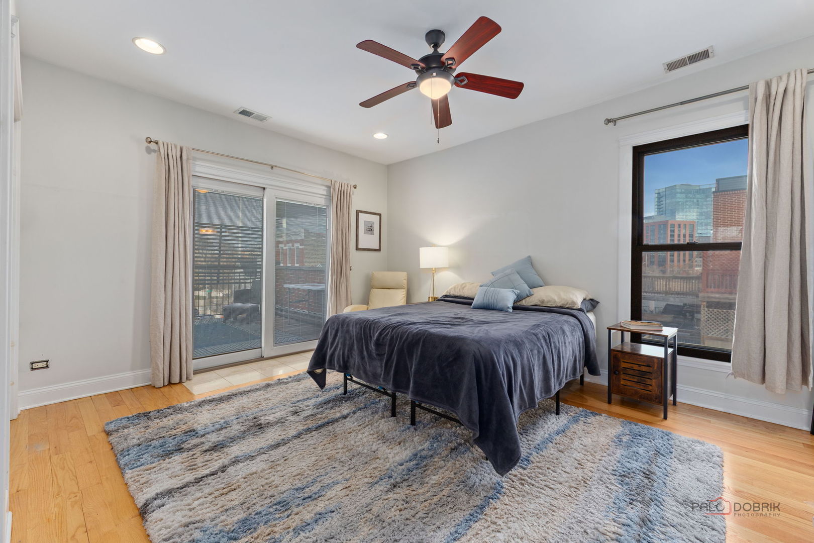 1226 W Huron Street Unit: 301