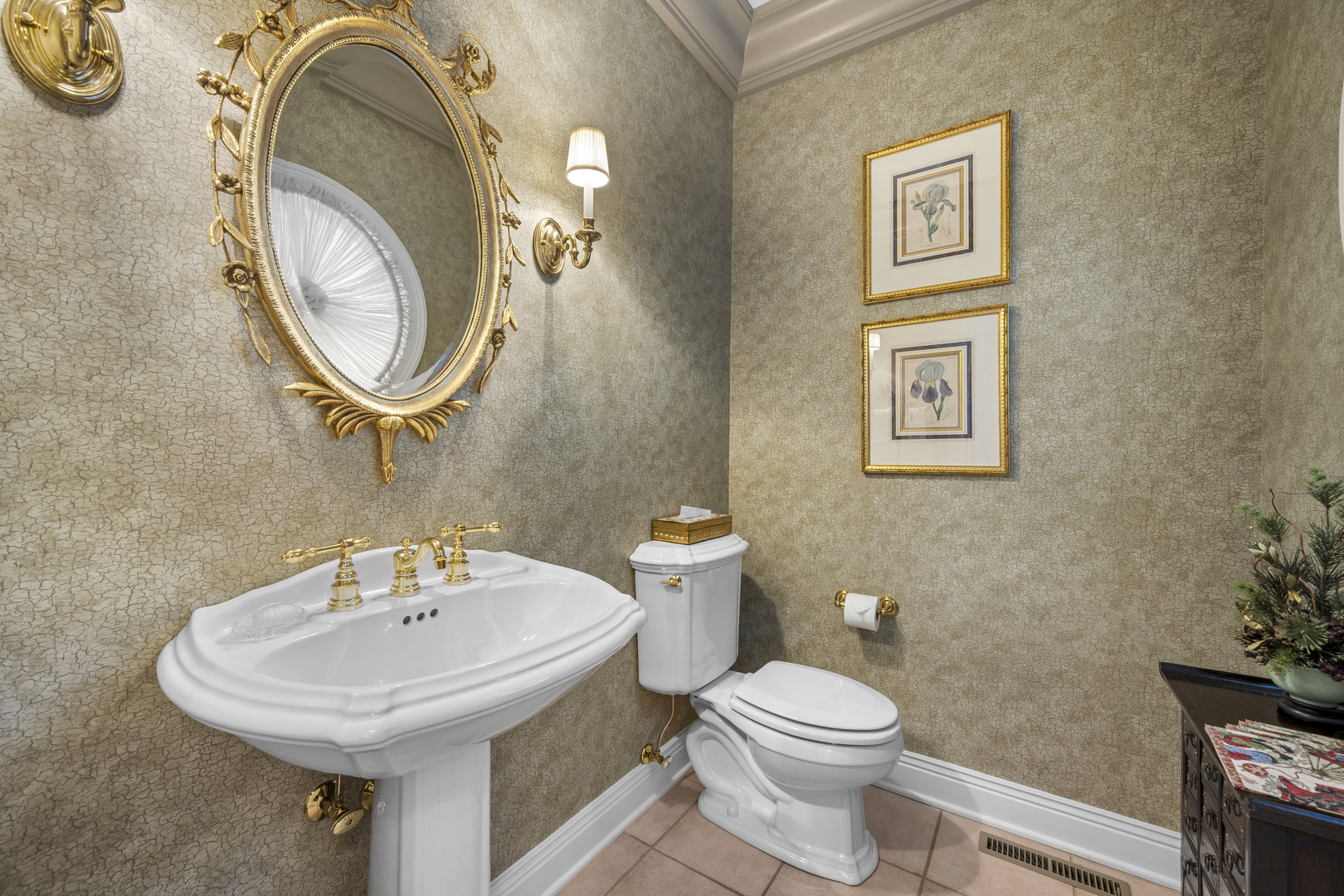 870 Gloucester Crossing