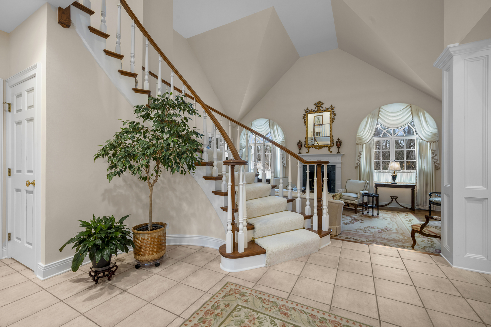 870 Gloucester Crossing