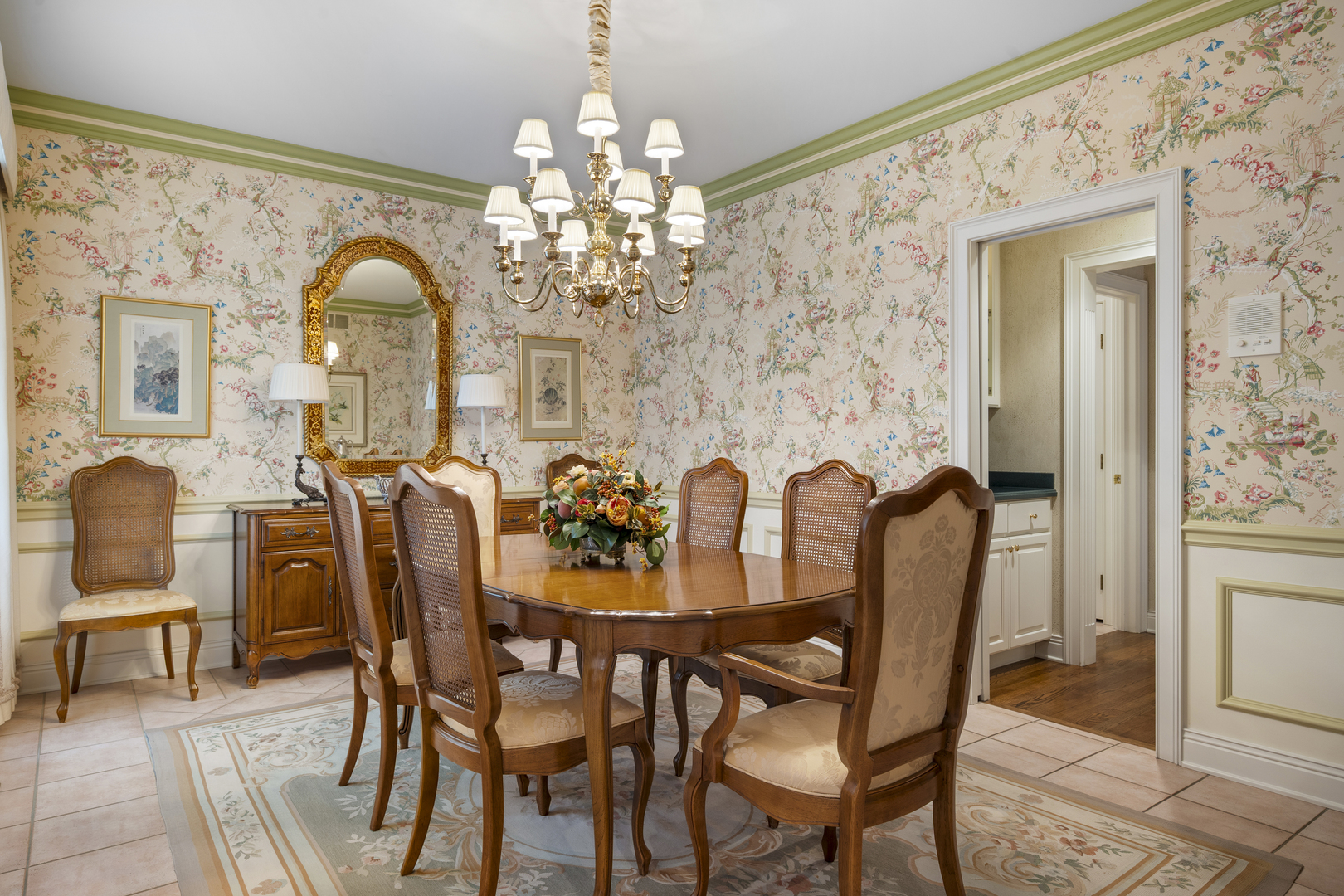 870 Gloucester Crossing