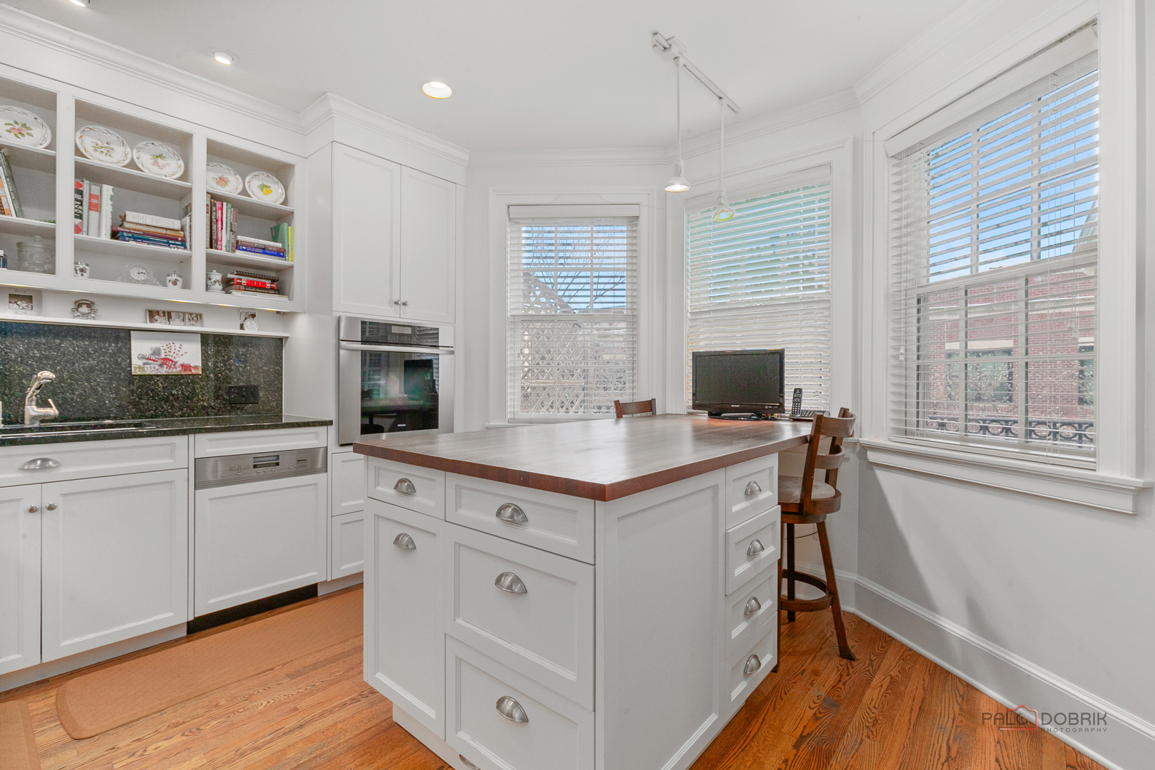 333 E Westminster Road Unit: 3C
