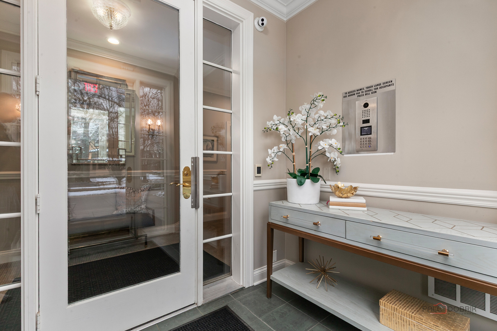 333 E Westminster Road Unit: 3C