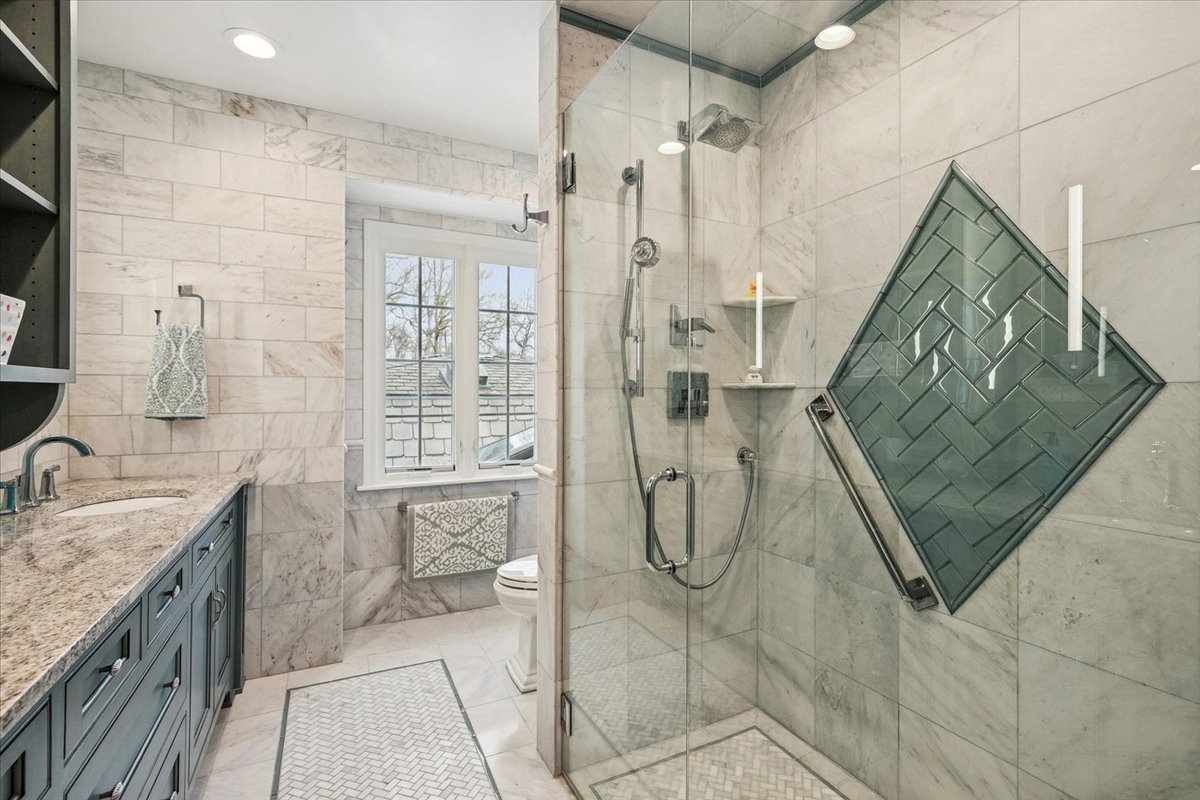 528 Linden Avenue
