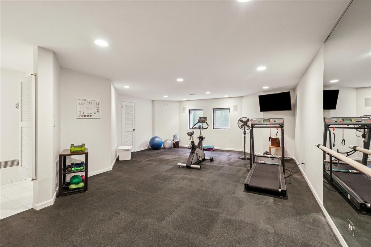 528 Linden Avenue