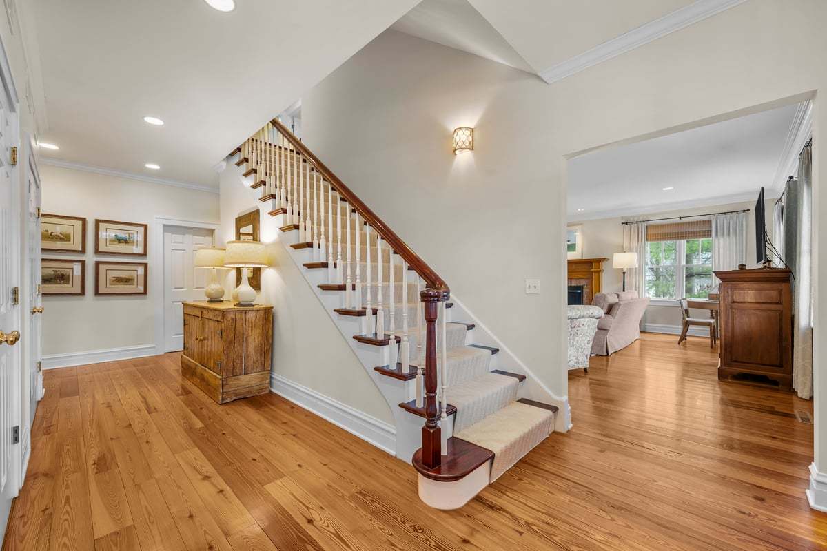 1190 W Old Mill Road