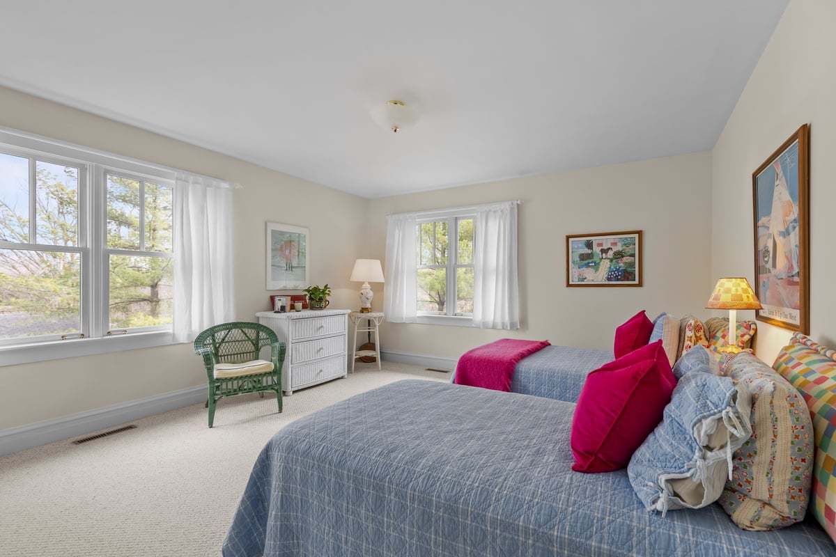 1190 W Old Mill Road