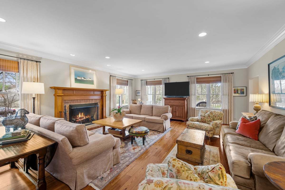 1190 W Old Mill Road