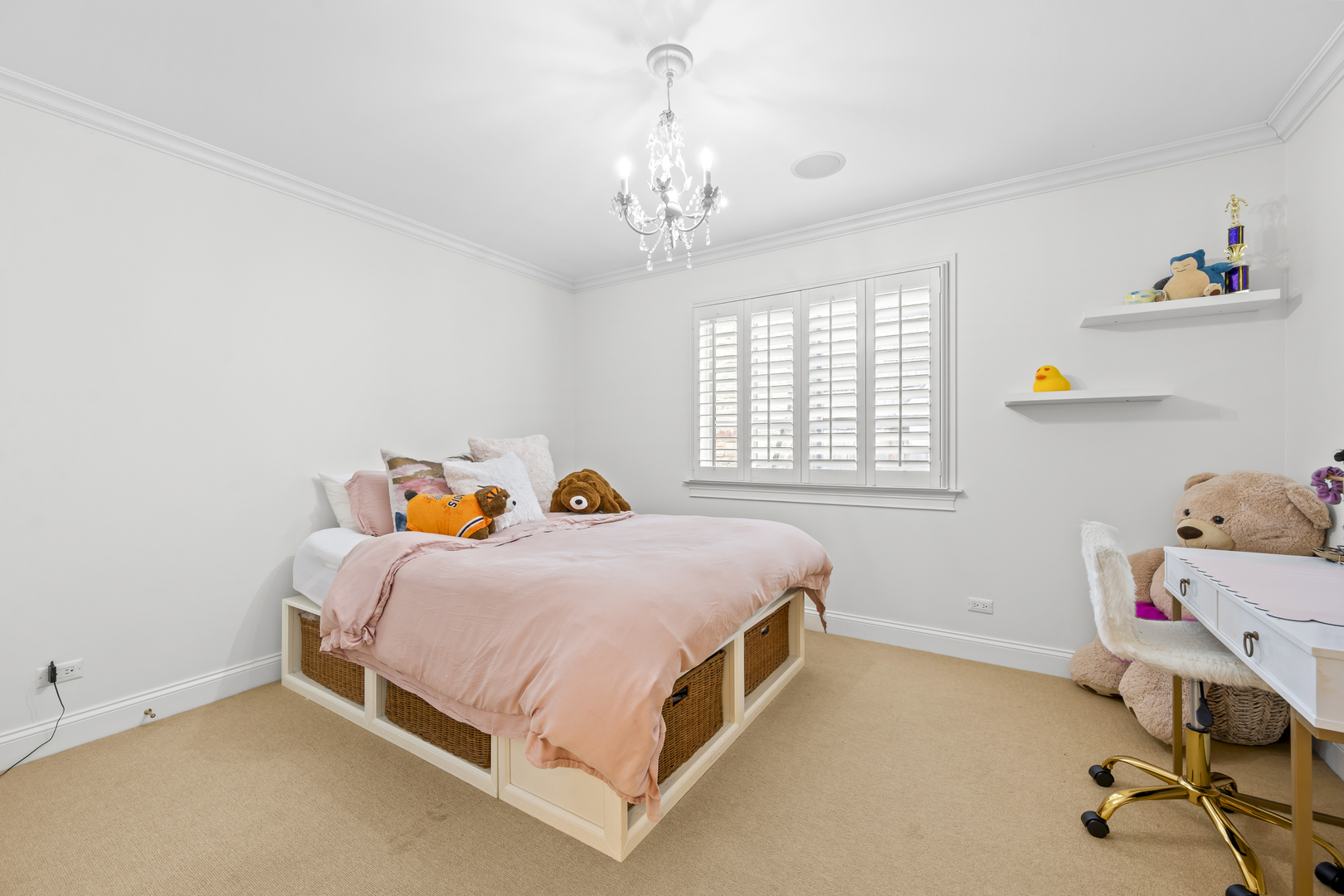 33 Washington Circle