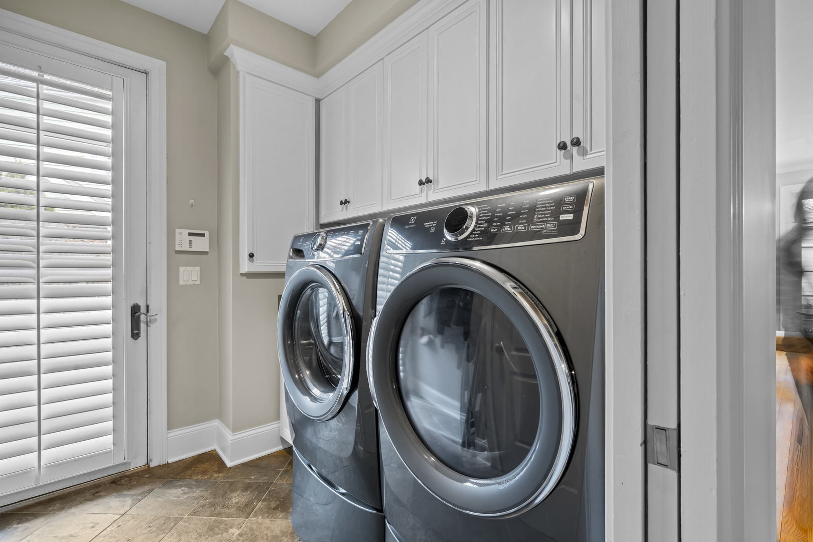 33 Washington Circle