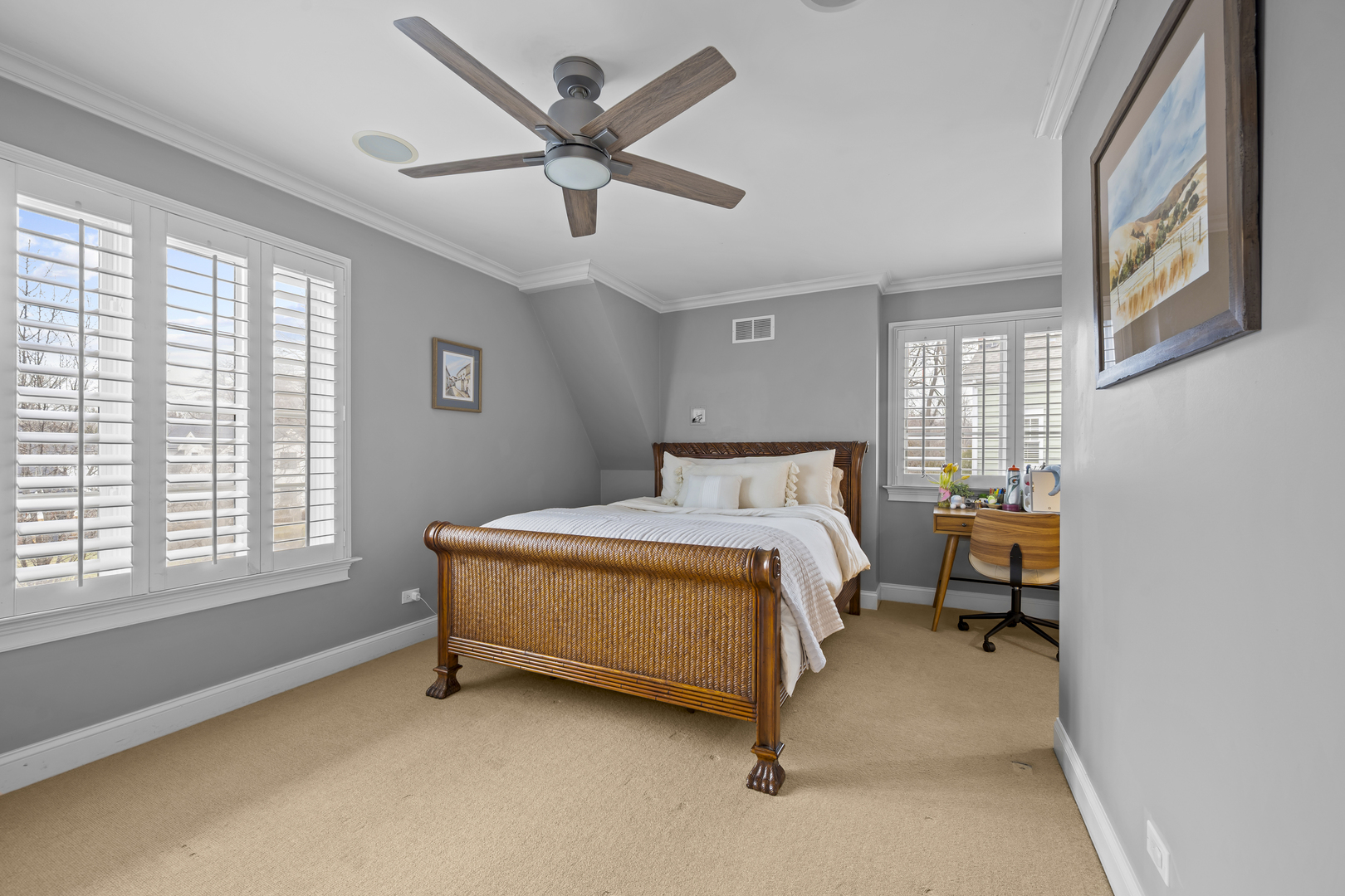 33 Washington Circle