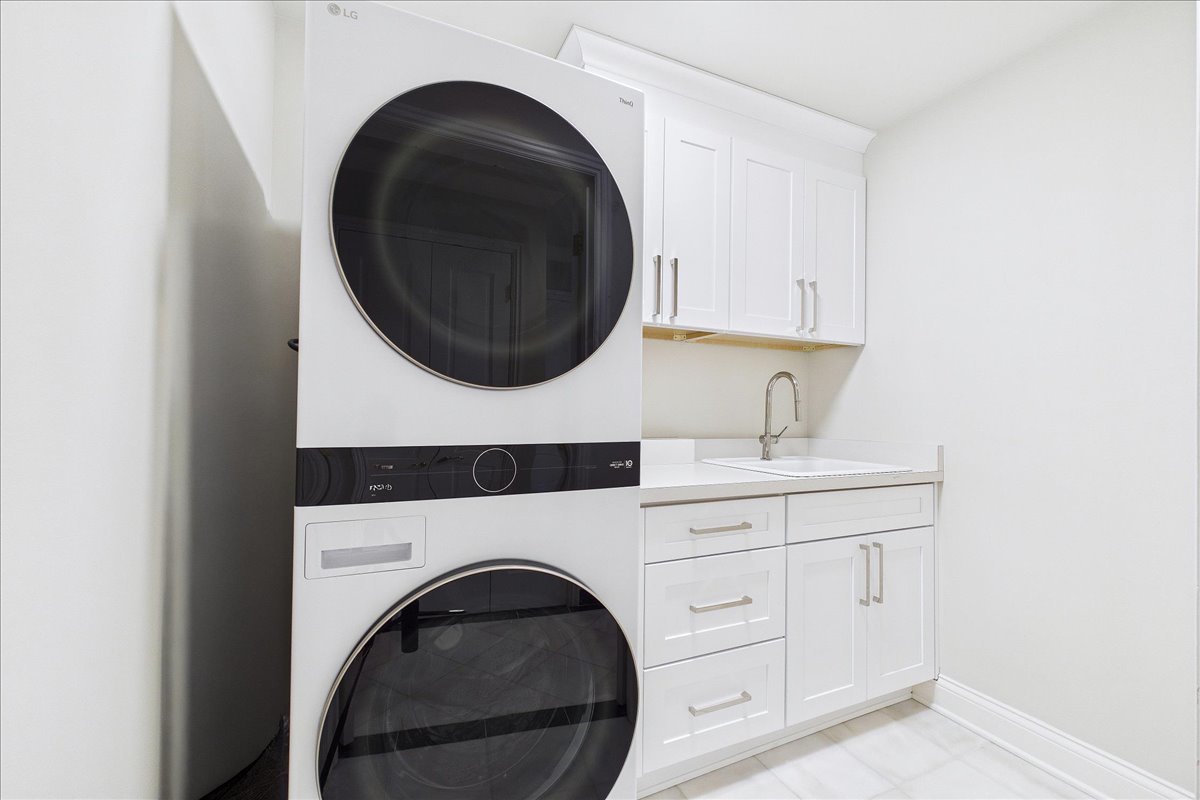 485 Oakwood Avenue Unit: D-2