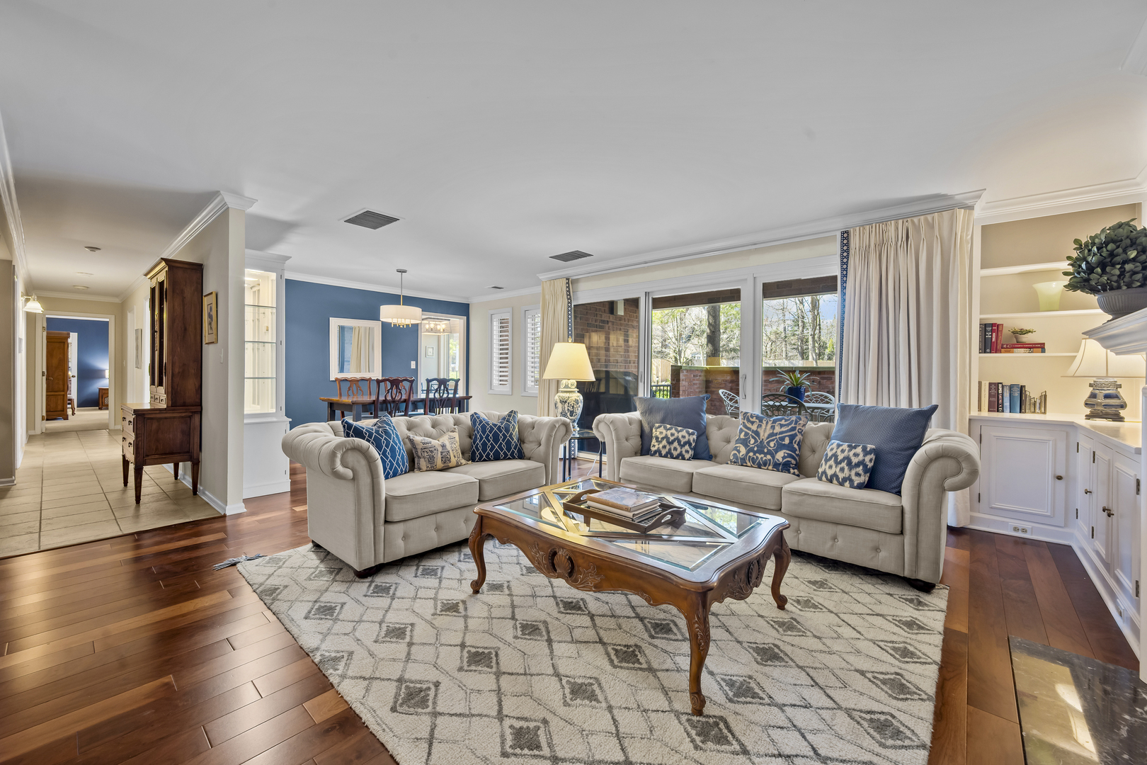 105 E Laurel Avenue Unit: 106