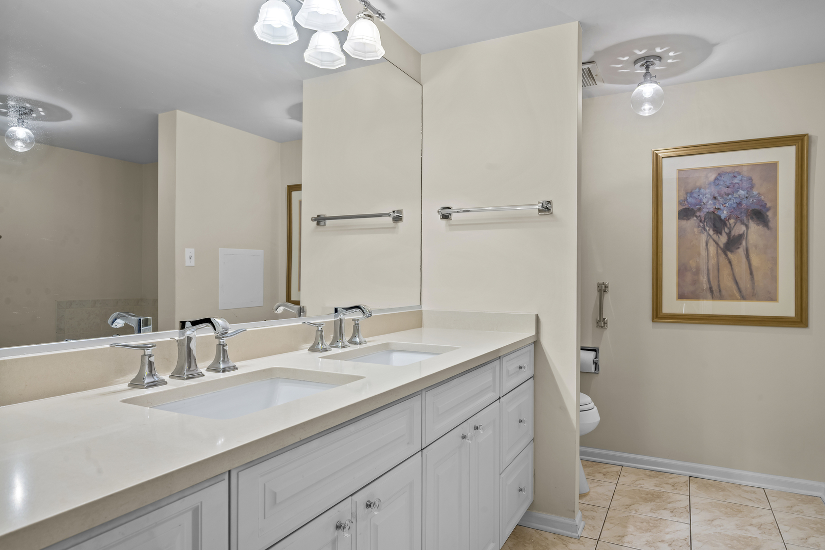 105 E Laurel Avenue Unit: 106