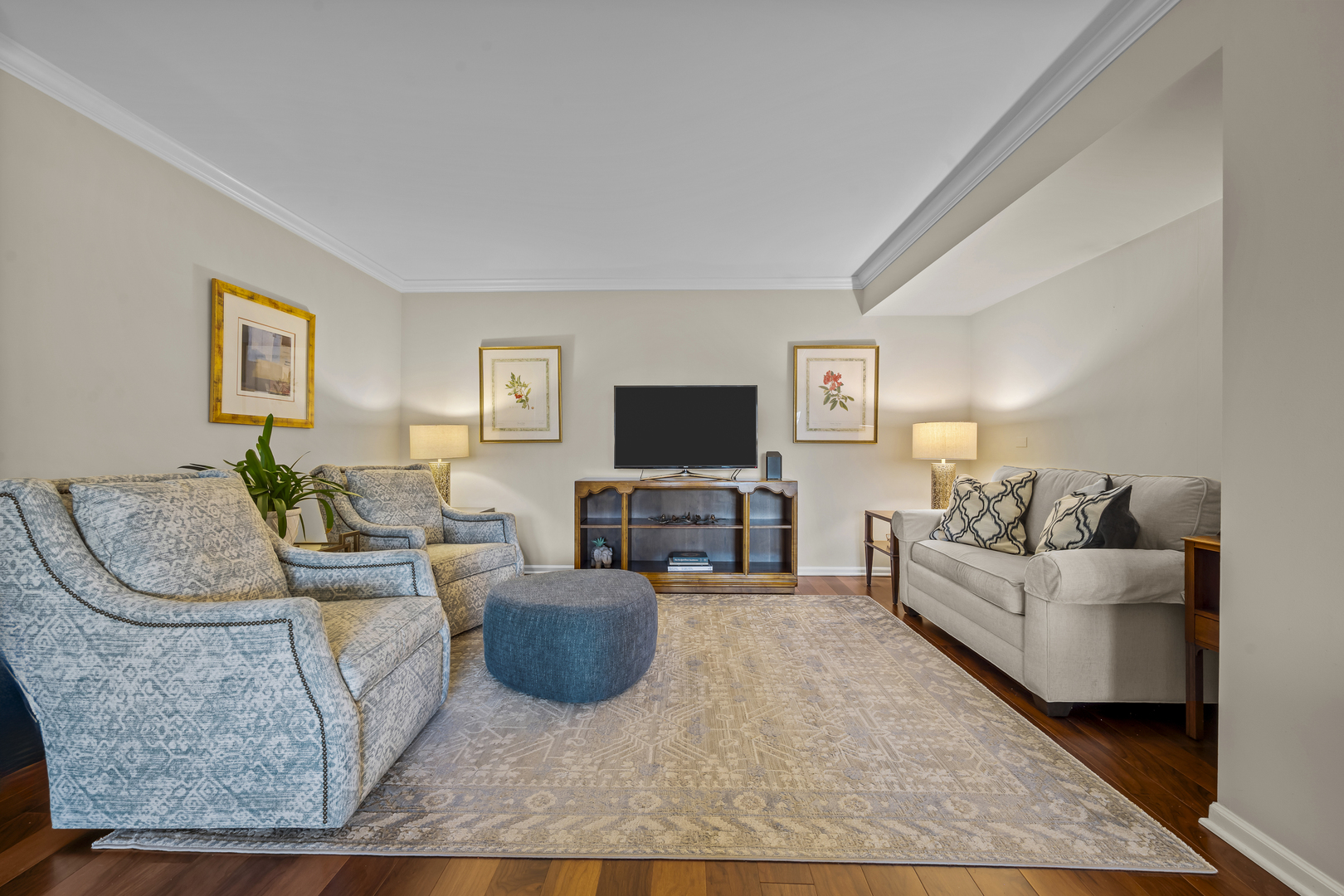 105 E Laurel Avenue Unit: 106