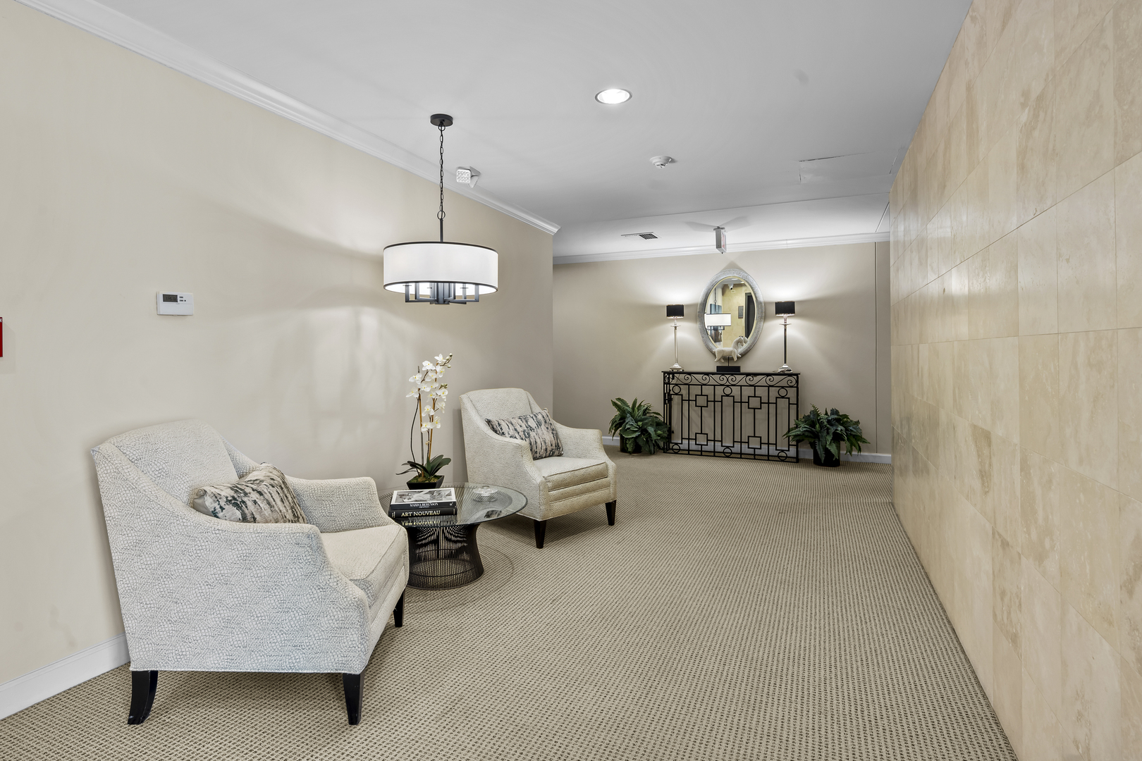 105 E Laurel Avenue Unit: 106