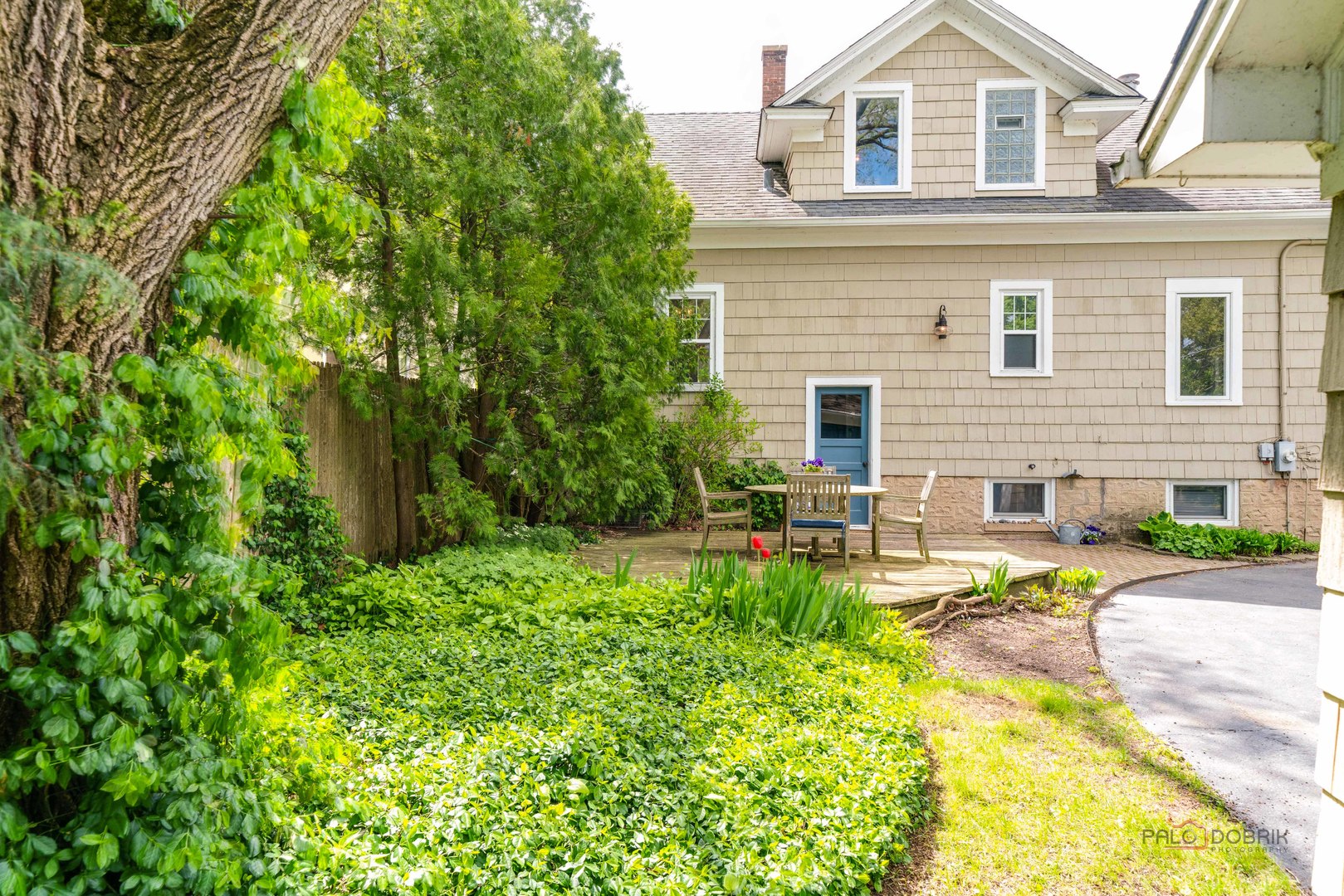 19 N June Terrace