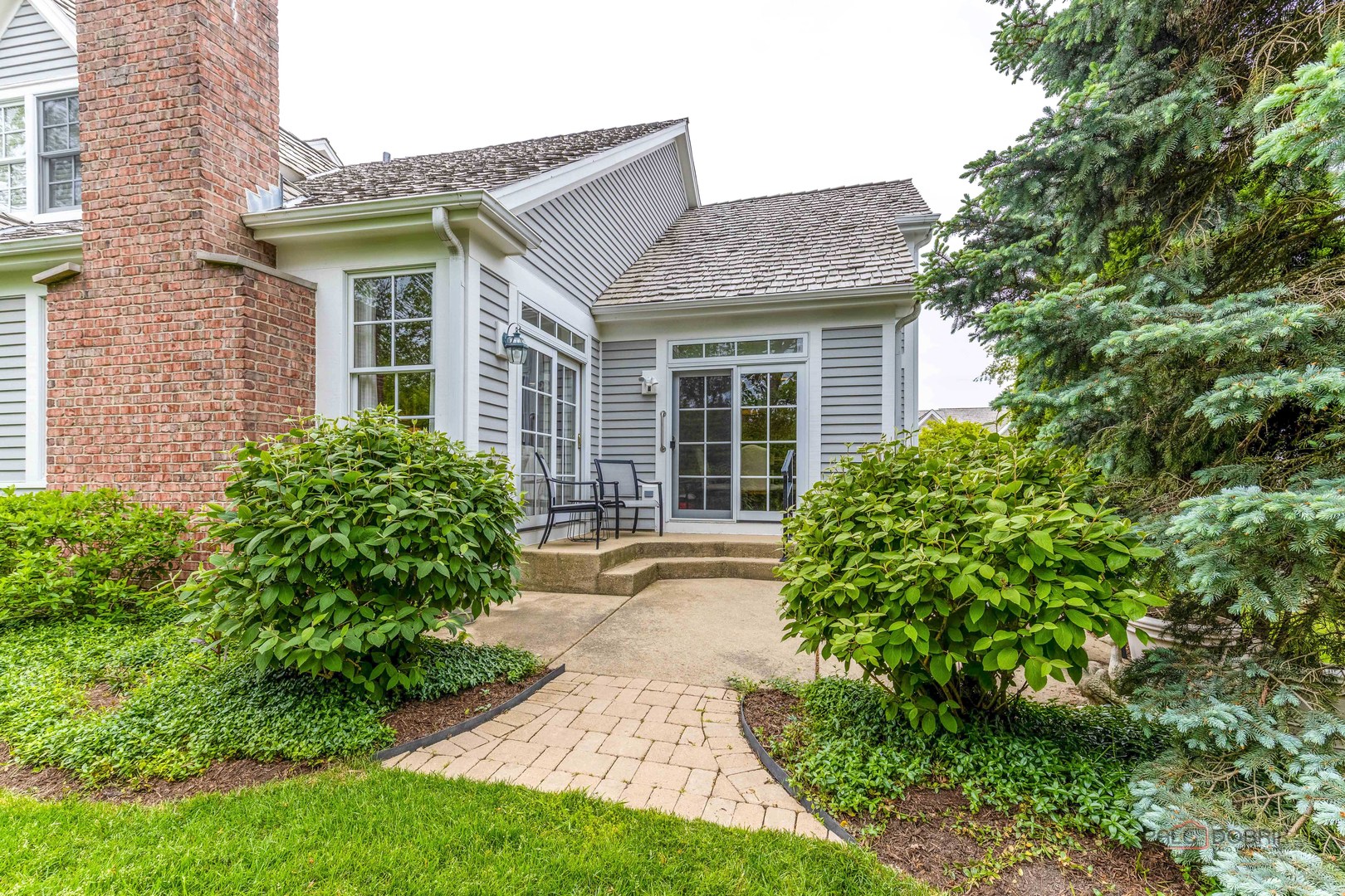 145 S Bradford Court