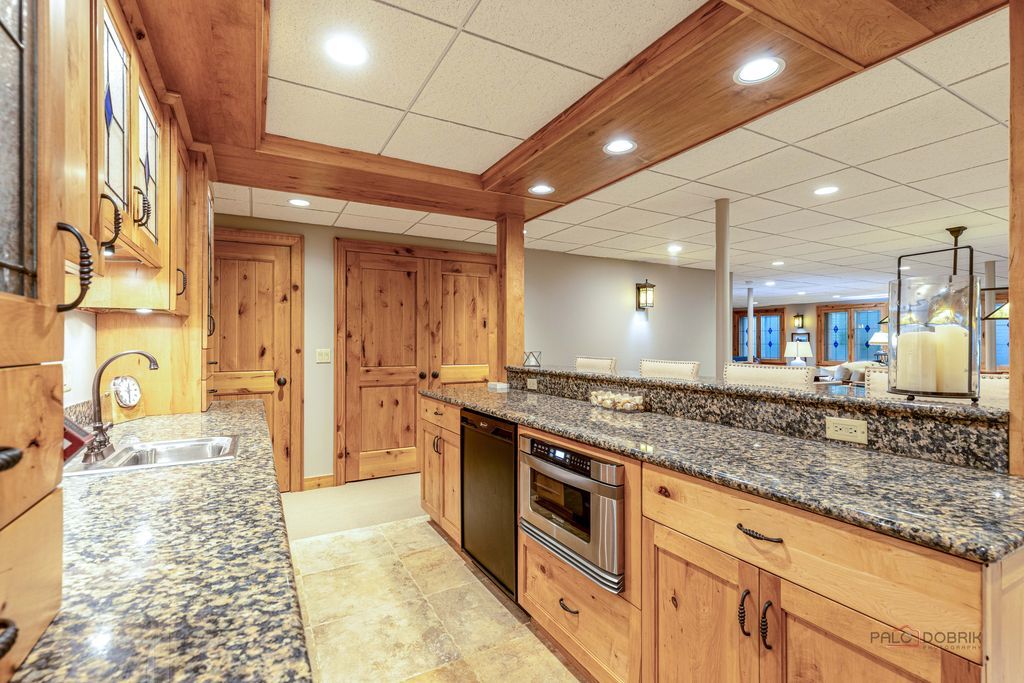 145 S Bradford Court