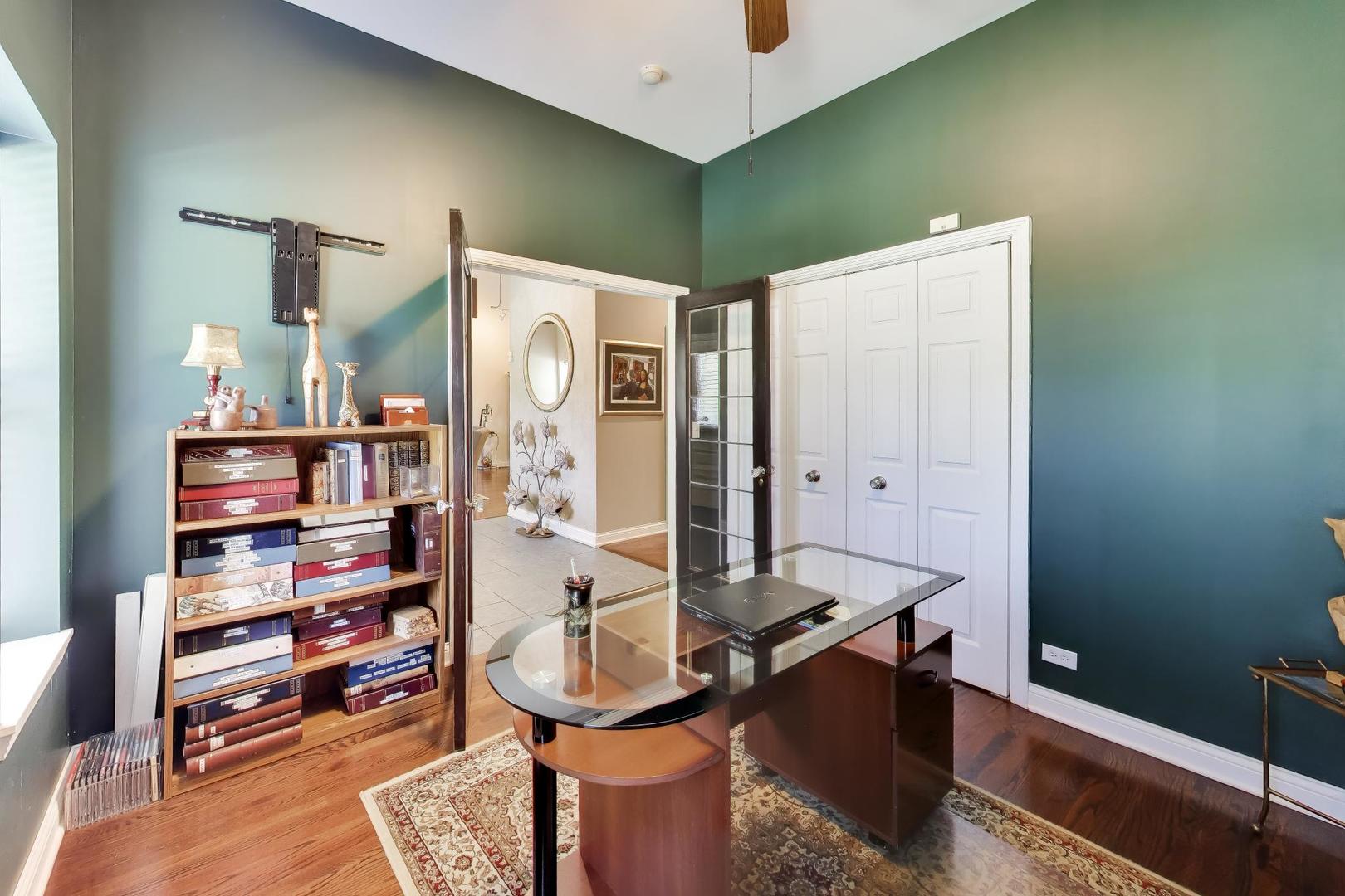 824 Stables Court Unit: 824