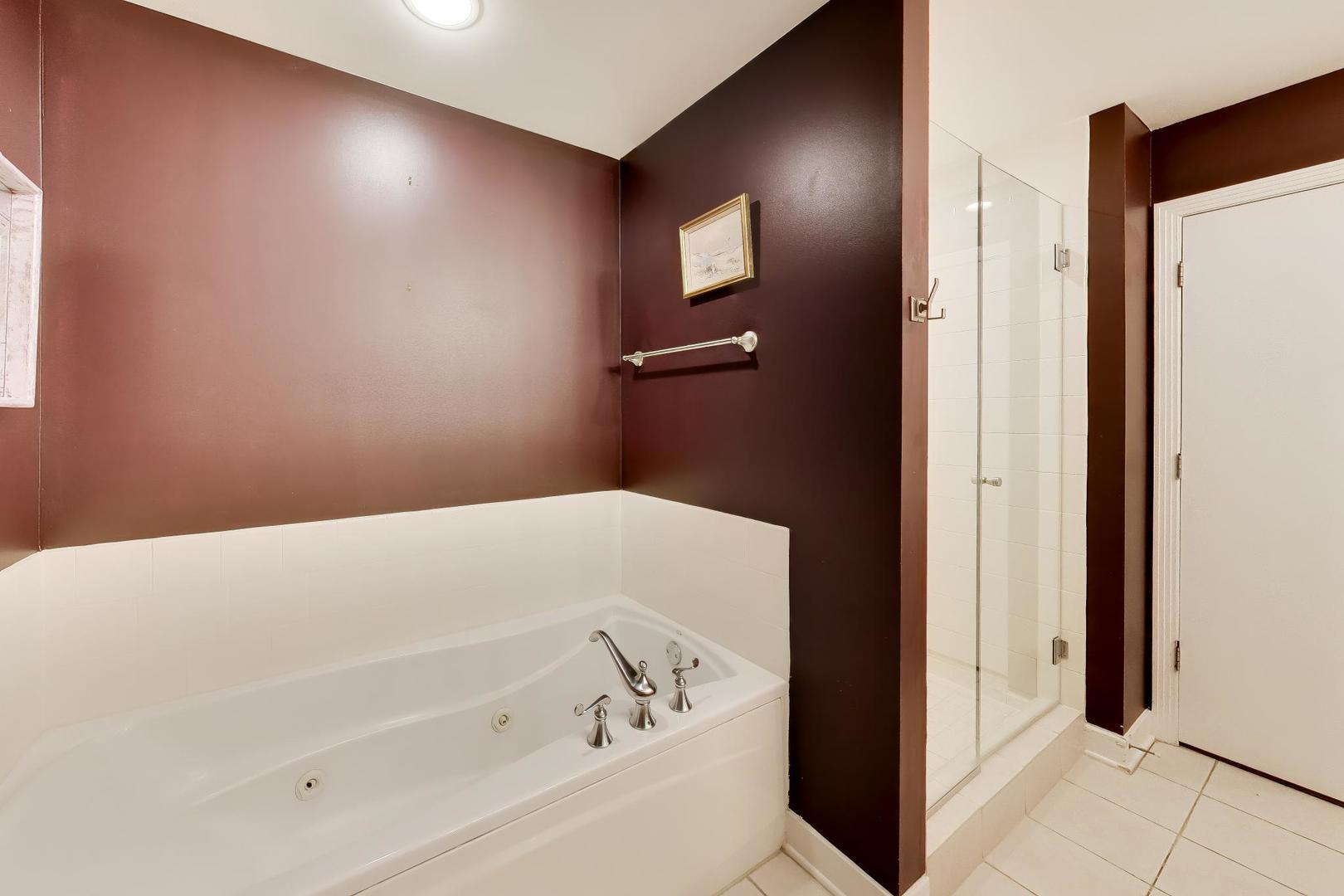 824 Stables Court Unit: 824