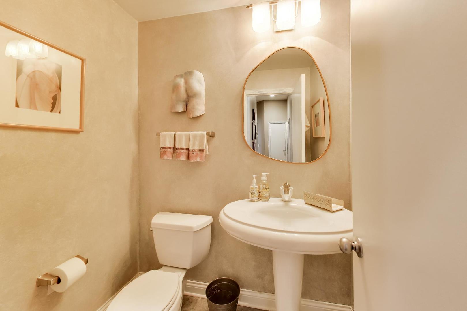 824 Stables Court Unit: 824